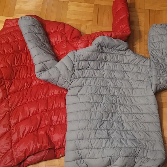 Two puffer coats - Picture 7 of 8